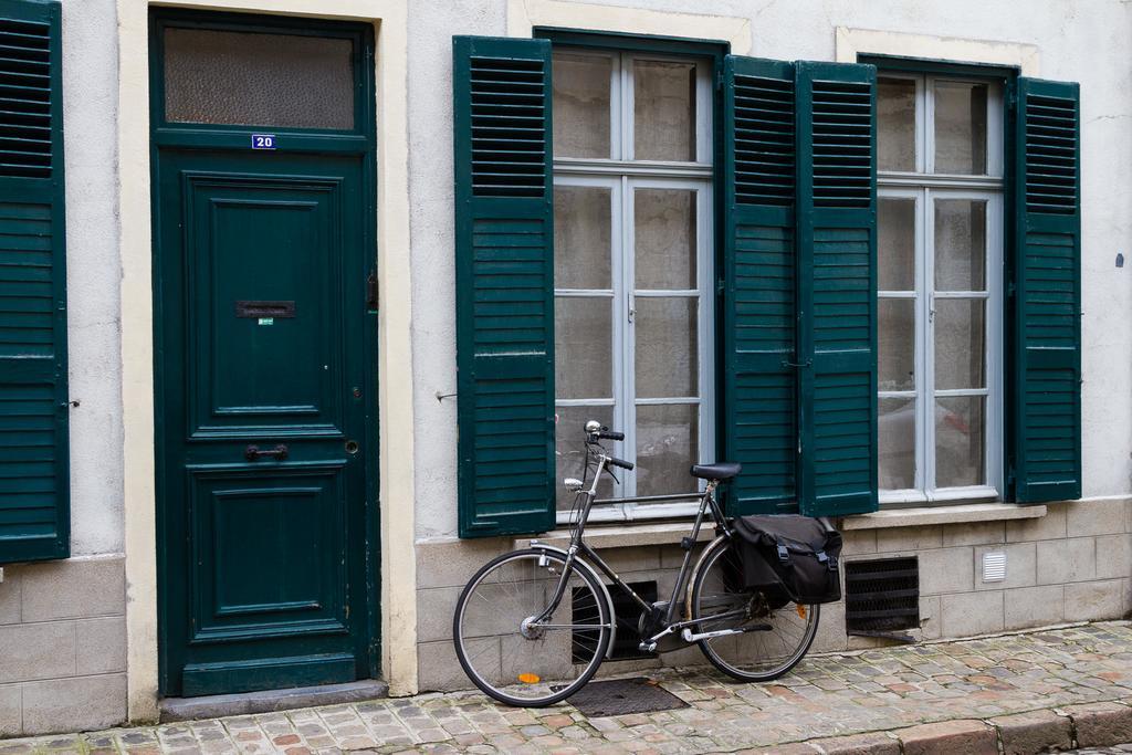 Wazemoff Hotel Lille Bagian luar foto