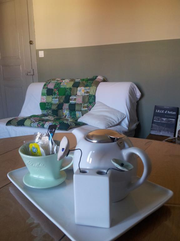 Wazemoff Hotel Lille Bagian luar foto